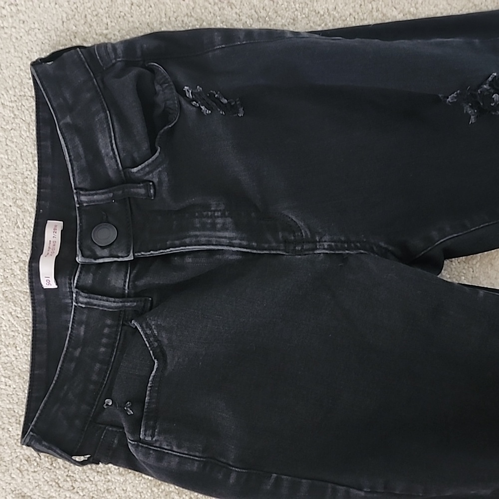 7/28w SO High Rise Jegging Denim Black Jeans.. washed not worn